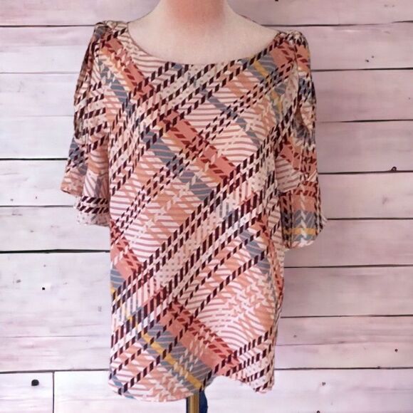 7TH AVENUE NEW YORK AND COMPANY SMALL TOP BLOUSE FLUTTER SLEEVES - Picture 2 of 7